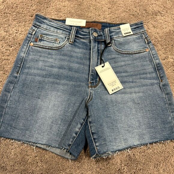 Judy Blue high waist “sky is the limit “ size medium NWT stretchy - Picture 1 of 9